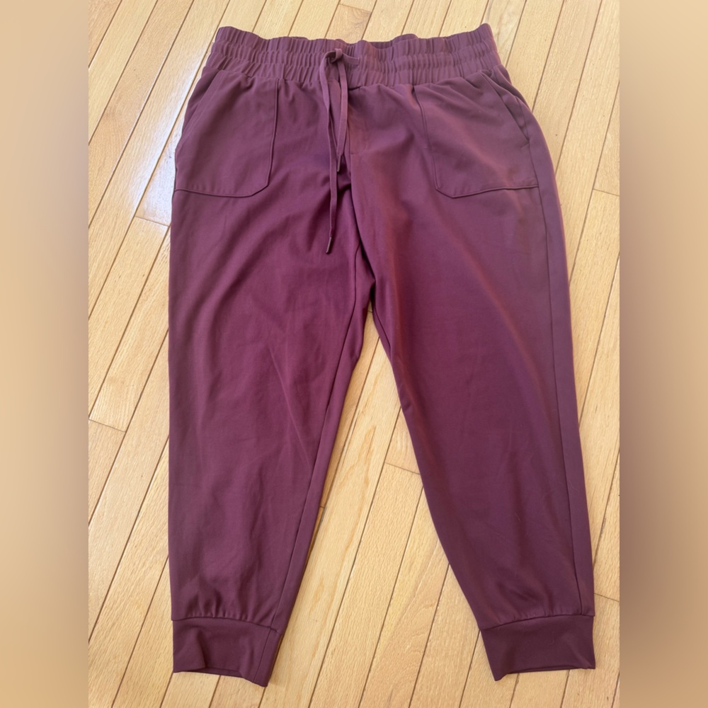 Mondetta Burgundy Track Joggers